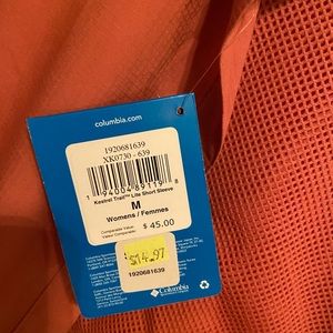 NWT Women’s burnt orange shirt sleeve Columbia hiking shirt size M